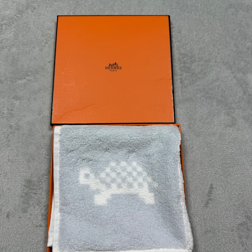 Hermes Carre Animaux Pixel Cotton Wash Cloth Luxury Nursery Towel OS NWT BOX
